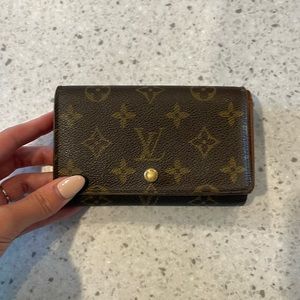 SOLD Vintage Louis Vuitton Porte-Monnaie Tressor Wallet
